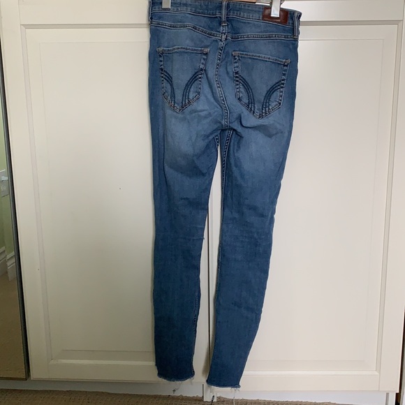 Hollister high rise blue ripped jeans. - Picture 2 of 2